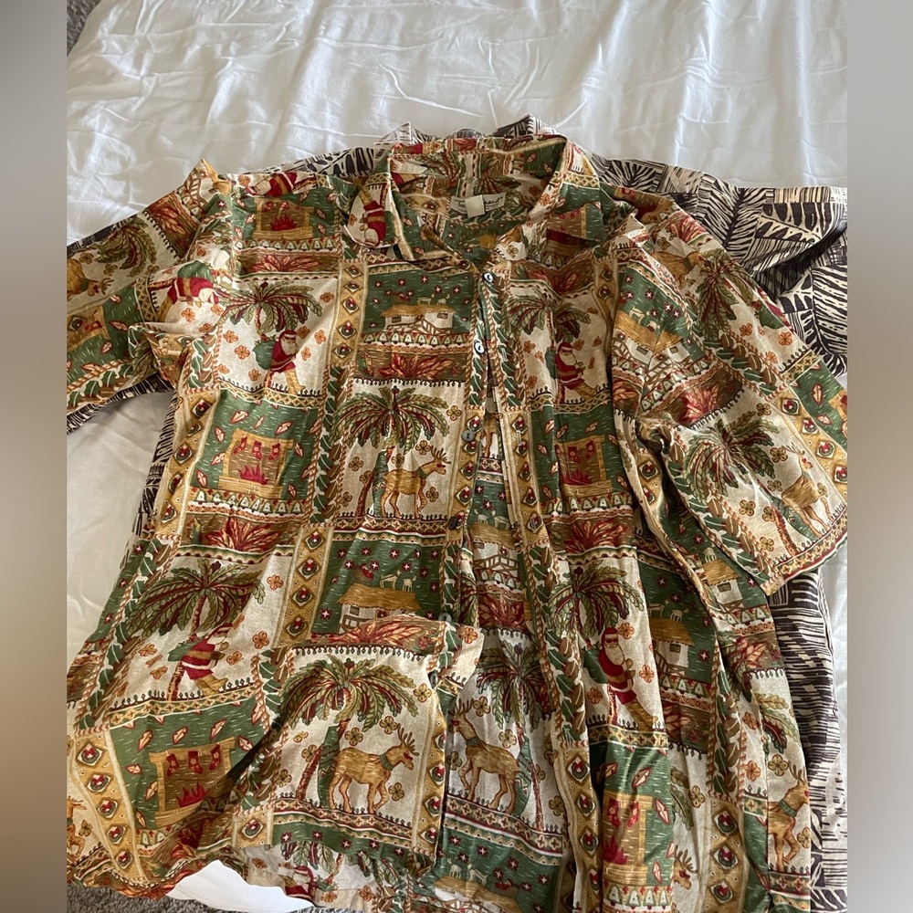 Tori Richard Holiday Hawaiian Shirt